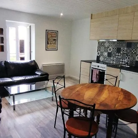 Clisson Duplex Dans Quartier Plein De Charme Apartment Exterior photo