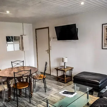 Clisson Duplex Dans Quartier Plein De Charme Apartment Exterior photo