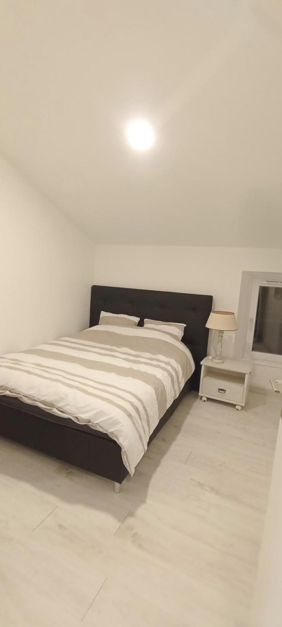 Apartment Duplex Dans Quartier Plein De Charme Clisson